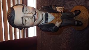 Seller image for VINTAGE Ceramic Figuerine Clark Gable, Hollywood Actor as Rhett Butler from GWTW. Gone witj The Wind. Royal Crown with small Cross on Top, Stamped on Btm in Blue with Blue Crown on the White Ceramic Btm. for sale by Bluff Park Rare Books