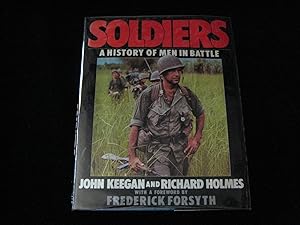 Imagen del vendedor de Soldiers: A History of Men in Battle a la venta por HERB RIESSEN-RARE BOOKS