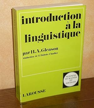 Introduction à la linguistique, Paris, Larousse, 1969.