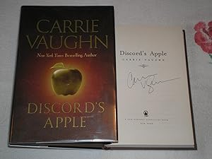 Immagine del venditore per Discord's Apple: Signed venduto da SkylarkerBooks