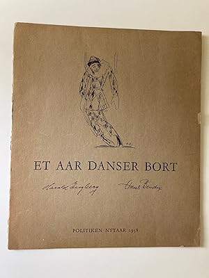 Image du vendeur pour Et Aar Danser Bort (One Year Dancing Away -- Danish Royal Ballet Theatre) Politken Nytaar 1958 mis en vente par M.S.  Books