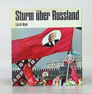 Bild des Verkufers fr Sturm ber Ruland. Lenin und die grosse Revolution. zum Verkauf von Antiquariat An der Rott Oswald Eigl