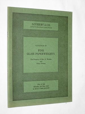 Immagine del venditore per Catalogue of Fine Glass Paperweights 5th May 1975. Sotheby's Auction Catalogue .the Property of Mrs E. Weldon & Others. venduto da Tony Hutchinson