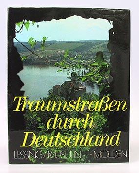 Image du vendeur pour Traumstrassen durch Deutschland. mis en vente par Antiquariat An der Rott Oswald Eigl