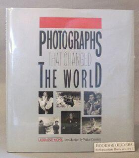 Seller image for Photographs That Changed the World for sale by Books & Bidders Antiquarian Booksellers