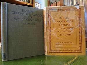 ENGLISH DECORATIVE FABRICS OF THE SIXTEENTH TO EIGHTEENTH CENTURIES