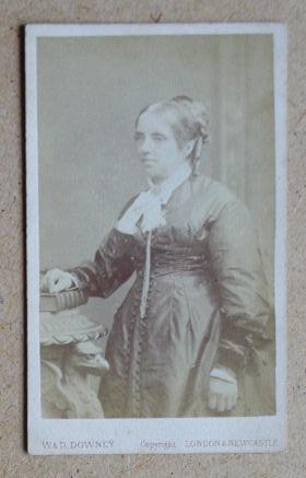 Imagen del vendedor de Carte De Visite Photograph: Portrait of Young Woman. a la venta por N. G. Lawrie Books