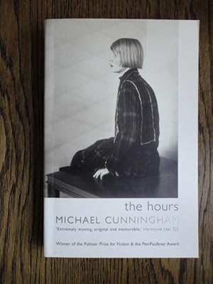 Imagen del vendedor de The Hours : A Novel a la venta por Weysprings Books, IOBA, PBFA