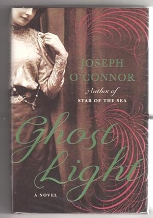 Image du vendeur pour Ghost Light mis en vente par BJ's Book Barn