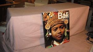 Bild des Verkufers fr Bali : Guide officiel de l'le de Bali (Guides APA) zum Verkauf von JLG_livres anciens et modernes