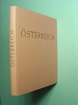 Bild des Verkufers fr sterreich. Ein Bildwerk. Mit einem Vorwort von Dr. Rupert Feuchtmller. zum Verkauf von Antiquariat Tarter, Einzelunternehmen,