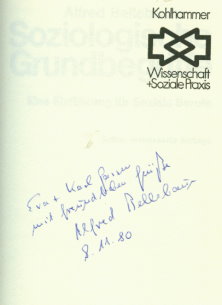 Bild des Verkufers fr Soziologische Grundbegriffe - 8. Auflage (SIGNIERTES EXEMPLAR) zum Verkauf von books4less (Versandantiquariat Petra Gros GmbH & Co. KG)