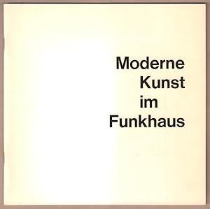 Bild des Verkufers fr Musolf. Objekte, Installationen. Ausstellungekatalog Stadtmuseum Siegburg, 15. August - 15. September 1991 ; Oberhessisches Museum Giessen, 9. Oktober - 17. November 1991. zum Verkauf von Antiquariat Neue Kritik