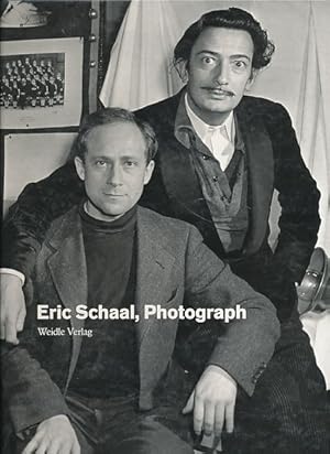 Imagen del vendedor de Eric Schaal, Photograph Ausstellung in der Deutschen Bibliothek Frankfurt, Deutsches Exilarchiv 1933 - 1945, 16. Januar bis 14. Mrz 1998. a la venta por Fundus-Online GbR Borkert Schwarz Zerfa