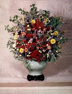Seller image for How to Dry Flowers the Easy Way [and Make Year-Round Arrangements from Garden Blossoms] for sale by Joseph Valles - Books