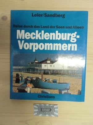 Seller image for Mecklenburg, Vorpommern und Rgen : Reise durch das Land der Seen und Alleen. for sale by Druckwaren Antiquariat
