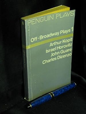 Bild des Verkufers fr Off-Broadway Plays Volume One - Vol. 1: Oh Dad, poor dad, mamma's hung you in the closet and I'm feeling so sad / Arthur L. Kopit. The Indian wants the Bronx , It's called the sugar plum / Israel Horovitz. Muzeeka , Cop-out / John Guare. An evening for Merlin Finch , The drapes come / Charles Dizenzo - zum Verkauf von Erlbachbuch Antiquariat