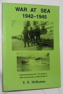 Imagen del vendedor de War at Sea 1942-1945 a la venta por E. Manning Books