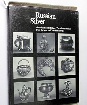 Immagine del venditore per RUSSKOE EREVRO XIV-NACHALA XX VEKA IZ FONDOV GOSUDARSTVENNYKH MUZEEV MOSKOVSKOGO KREMLYA. [Russian Silver of the Fourteenth to Early Twentieth Centuries from the Moscow Kremlin Reserves]. venduto da Parnassus Book Service, Inc