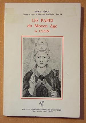 Imagen del vendedor de Les Papes du Moyen ge  Lyon. a la venta por Domifasol