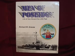 Immagine del venditore per Men of Poseidon. Life at Sea Aboard the USS Rail. venduto da BookMine