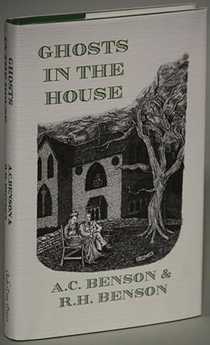 Immagine del venditore per GHOSTS IN THE HOUSE. Introduction by Hugh Lamb venduto da John W. Knott, Jr, Bookseller, ABAA/ILAB