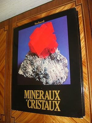 Seller image for Les plus beau minraux et cristaux du monde. for sale by Librairie La Perle Rare