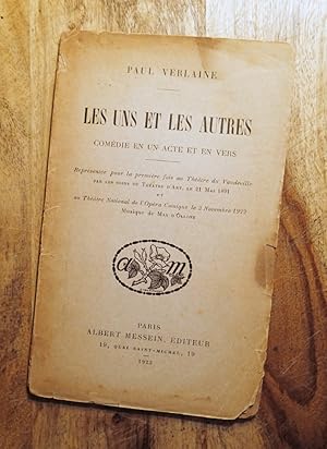 LES UNS ET LES AUTRES: COMEDIE EN UN ACTE ET EN VERS (1923 French Edition)