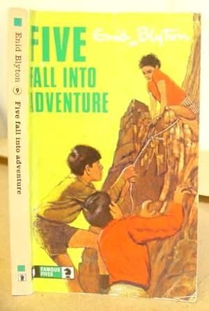 Bild des Verkufers fr Five Fall Into Adventure - Famous Five Book 9 zum Verkauf von Eastleach Books