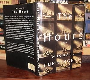 Imagen del vendedor de THE HOURS A Novel a la venta por Rare Book Cellar