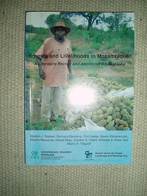 Bild des Verk�ufers f�r Forests and Livelihoods in Mozambique : A Literature Review and Annotated Bibliography zum Verkauf von Expatriate Bookshop of Denmark