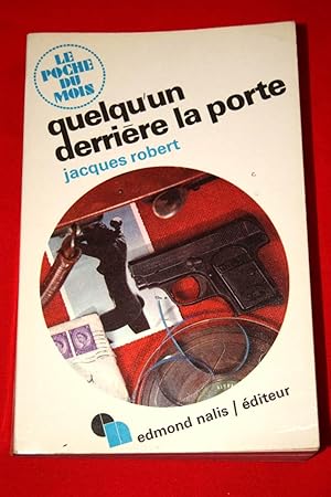 Seller image for QUELQU'UN DERRIERE LA PORTE for sale by Librairie RAIMOND
