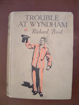 Imagen del vendedor de Trouble at Wyndham a la venta por Beach Hut Books