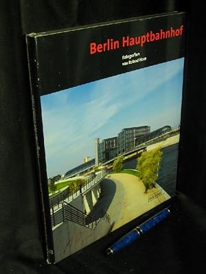 Bild des Verkufers fr Berlin Hauptbahnhof - zum Verkauf von Erlbachbuch Antiquariat