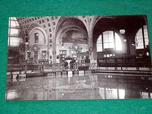 Bild des Verkufers fr Carte Postale Ancienne - Paris-Venise, Inondations 1910, Intrieur de la Gare d'Orsay, F.F. Paris zum Verkauf von JOIE DE LIRE