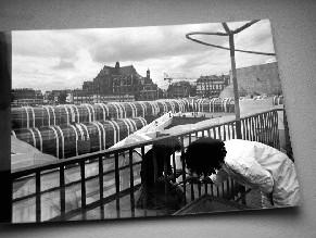 PHOTO-PRESSE AFP en noir et blanc. Le nouveau coeur de Paris, le Forum des Halles. 03/09/1979.