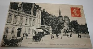 Image du vendeur pour Carte Postale Ancienne - 1519-PARIS (XVII). Boulevard des Batignolles et l'Ecole Normale. mis en vente par JOIE DE LIRE