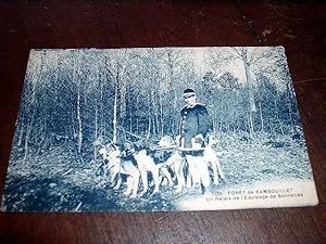 Bild des Verkufers fr Carte Postale Ancienne - 155 - FORET DE RAMBOUILLET. Un relais de l'quipage de Bonnelles. zum Verkauf von JOIE DE LIRE