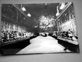 PHOTO-PRESSE AFP en noir et blanc. L'ouverture du conclave. 25/08/01978.