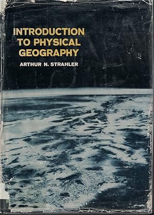 Immagine del venditore per Introduction To Physical Geography venduto da Ye Old Bookworm