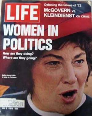 Image du vendeur pour Life Magazine June 9, 1972 -- Cover: Women in Politics mis en vente par Moneyblows Books & Music