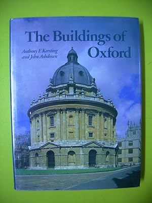 Bild des Verkufers fr THE BUILDINGS OF OXFORD zum Verkauf von Uncle Peter's Books