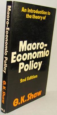 Seller image for AN INTRODUCTION TO THE THEORY OF MACRO-ECONOMIC POLICY for sale by EL RINCN ESCRITO