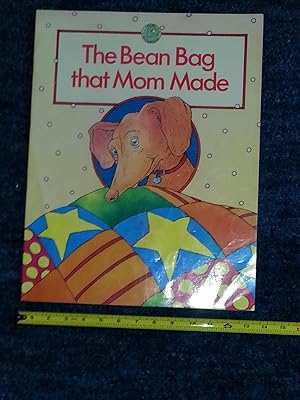 Immagine del venditore per The Bean Bag the Mom Made [Very Large Format] venduto da Meir Turner