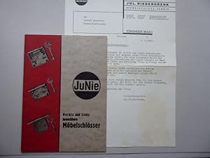 Rechts und links brauchbare Möbelschlösser. Zusatz-Liste Nr.55. (Fabrikmarke) NuNie.