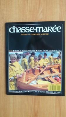 Imagen del vendedor de LE CHASSE-MAREE revue d'histoire et d'ethnologie maritime n 43 : PECHE AU HARENG A FECAMP, ANDRE MAURIC ET LA PLAISANCE, REMORQUAGE PORTUAIRE, JOY CANOT A CLINS, PIROGUES DE TAHITI a la venta por KEMOLA