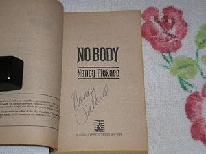 Imagen del vendedor de No Body: Signed a la venta por SkylarkerBooks
