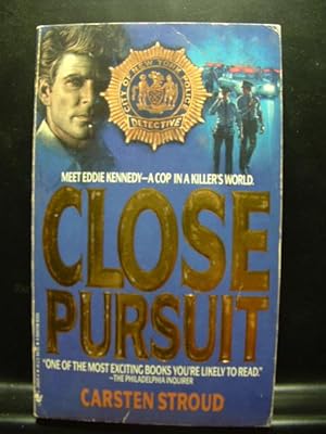 Image du vendeur pour CLOSE PURSUIT mis en vente par The Book Abyss