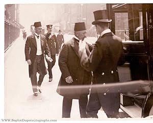 Bild des Verkufers fr Press photo by London News Agency, unsigned, (1874-1944, Khedive of Egypt 1892-1914)] zum Verkauf von Sophie Dupre  ABA ILAB PADA
