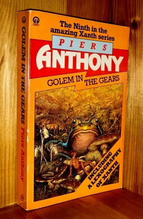 Imagen del vendedor de Golem In The Gears: 9th in the 'Xanth' series of books a la venta por bbs
